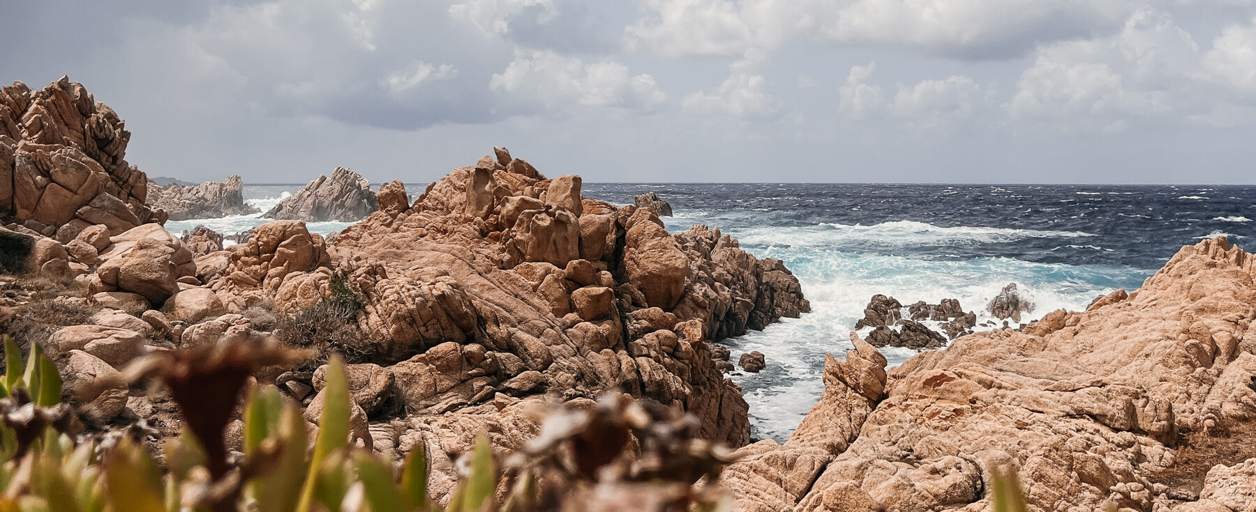 Porto in Costa Paradiso_Felsen_Meerblick_Villa_zum_mieten